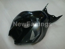 Carica l&#39;immagine nel visualizzatore di Gallery, Black and Grey Factory Style - CBR1000RR 06-07 Fairing Kit -