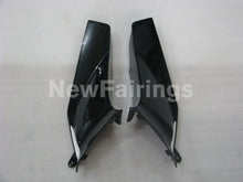 Carica l&#39;immagine nel visualizzatore di Gallery, Black and White Factory Style - CBR600RR 05-06 Fairing Kit -