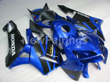 Carica l&#39;immagine nel visualizzatore di Gallery, Black and Blue Factory Style - CBR600RR 05-06 Fairing Kit -