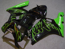 Carica l'immagine nel visualizzatore di Gallery, Black and Green Flame - NINJA ZX-6R 03-04 Fairing Kit