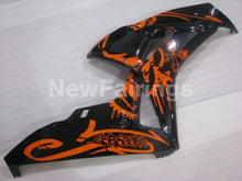 Carica l&#39;immagine nel visualizzatore di Gallery, Black and Orange Factory Style - CBR1000RR 06-07 Fairing Kit