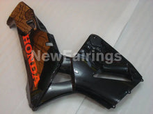 Carica l&#39;immagine nel visualizzatore di Gallery, Black with Red Decals Factory Style - CBR600RR 05-06 Fairing