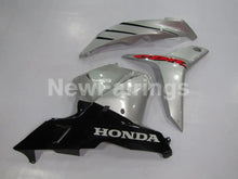 Carica l&#39;immagine nel visualizzatore di Gallery, Black and Silver Factory Style - CBR600RR 09-12 Fairing Kit