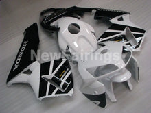 Carica l&#39;immagine nel visualizzatore di Gallery, Black and White Factory Style - CBR600RR 05-06 Fairing Kit -