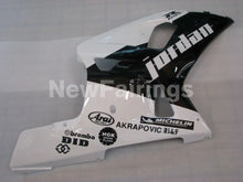 Carica l'immagine nel visualizzatore di Gallery, Black and White Jordan - GSX-R600 01-03 Fairing Kit