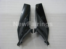 Carica l&#39;immagine nel visualizzatore di Gallery, Black with red decals Factory Style - CBR600RR 03-04 Fairing