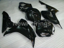 Carica l&#39;immagine nel visualizzatore di Gallery, Gloss Black No decals - CBR1000RR 06-07 Fairing Kit -