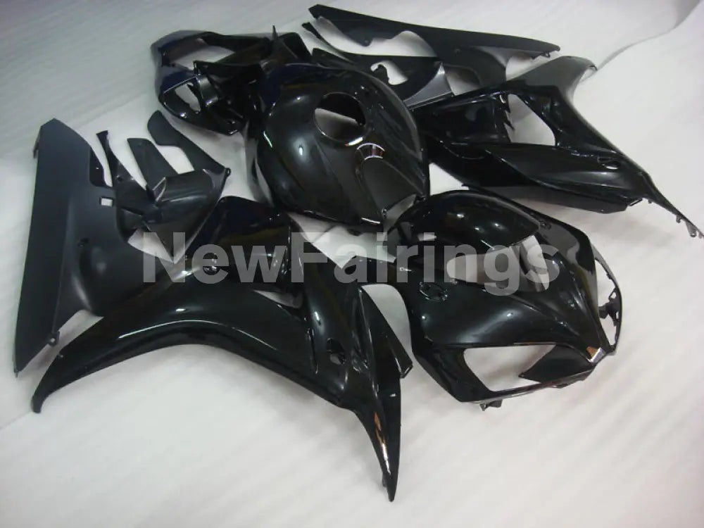Gloss Black and Matte Black No decals - CBR1000RR 06-07 Fairing Kit