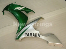 Carica l&#39;immagine nel visualizzatore di Gallery, Green Silver Factory Style - YZF-R1 04-06 Fairing Kit