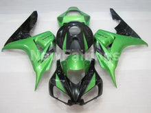 Carica l&#39;immagine nel visualizzatore di Gallery, Green and Black Factory Style - CBR1000RR 06-07 Fairing Kit