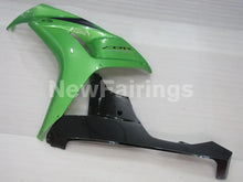Carica l&#39;immagine nel visualizzatore di Gallery, Green and Black Factory Style - CBR1000RR 06-07 Fairing Kit