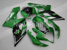Carica l&#39;immagine nel visualizzatore di Gallery, Green and Black Factory Style - GSX - R1000 05 - 06 Fairing