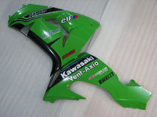 Carica immagine nel visualizzatore della galleria, Green and Black Pirelli - NINJA ZX-10R 06-07 Fairing Kit