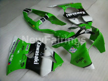 Carica l&#39;immagine nel visualizzatore di Gallery, Green and Black White FUCHS NINJA ZX 6R 00 02 Fairing Kit