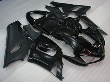 Carica l&#39;immagine nel visualizzatore di Gallery, Black and Matte Black No decals - NINJA ZX-6R 05-06 Fairing Kit