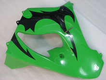 Carica l&#39;immagine nel visualizzatore di Gallery, Green with Black Flame - NINJA ZX-9R 98-99 Fairing Kit