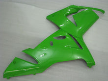 Carica l&#39;immagine nel visualizzatore di Gallery, Green No decals - NINJA ZX-10R 04-05 Fairing Kit