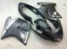 Carica l&#39;immagine nel visualizzatore di Gallery, Matte Black and Silver Factory Style - CBR 1100 XX 96-07
