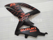 Carica l'immagine nel visualizzatore di Gallery, Matte Black and Orange Corona - GSX-R750 08-10 Fairing Kit