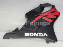 Carica l&#39;immagine nel visualizzatore di Gallery, Matte Black and Red Factory Style - CBR600 F4 99-00 Fairing