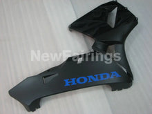 Carica l&#39;immagine nel visualizzatore di Gallery, Matte Black with blue decals Factory Style - CBR600RR 03-04