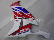 Carica l&#39;immagine nel visualizzatore di Gallery, Number 23 White and Red Blue MOTUL - CBR1000RR 12-16 Fairing