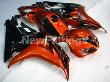 Carica l&#39;immagine nel visualizzatore di Gallery, Orange and Black Factory Style - CBR1000RR 06-07 Fairing Kit