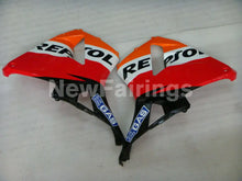 Carica l&#39;immagine nel visualizzatore di Gallery, Orange and Black Repsol - CBR600RR 03-04 Fairing Kit -