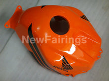 Carica l&#39;immagine nel visualizzatore di Gallery, Orange and Black Repsol - CBR600RR 03-04 Fairing Kit -