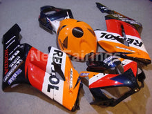 Carica l&#39;immagine nel visualizzatore di Gallery, Orange Red and Deep Blue Repsol - CBR1000RR 04-05 Fairing