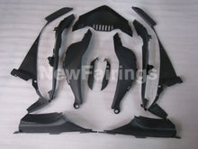 Carica l&#39;immagine nel visualizzatore di Gallery, Pearl White and Black Factory Style - CBR1000RR 12-16