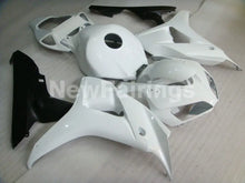 Carica l&#39;immagine nel visualizzatore di Gallery, Pearl White and Black No decals - CBR1000RR 06-07 Fairing