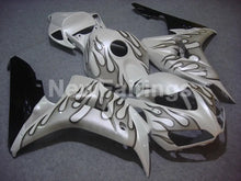 Carica l&#39;immagine nel visualizzatore di Gallery, Pearl White and Black Grey Flame - CBR1000RR 06-07 Fairing
