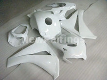 Carica l&#39;immagine nel visualizzatore di Gallery, Pearl White No decals - CBR1000RR 08-11 Fairing Kit -