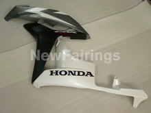 Carica l&#39;immagine nel visualizzatore di Gallery, Pearl White and Silver Black Factory Style - CBR600RR 07-08