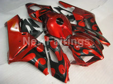 Carica l&#39;immagine nel visualizzatore di Gallery, Red and Black Fire - CBR1000RR 04-05 Fairing Kit - Vehicles