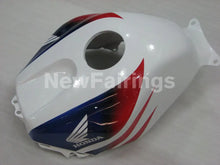 Carica l&#39;immagine nel visualizzatore di Gallery, Red Blue and White HRC - CBR600RR 03-04 Fairing Kit -