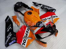 Carica l&#39;immagine nel visualizzatore di Gallery, Red Orange and Black Repsol - CBR600RR 03-04 Fairing Kit -