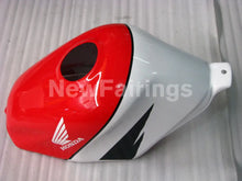 Carica l&#39;immagine nel visualizzatore di Gallery, Red and White Black Factory Style - CBR600 F2 91-94 Fairing