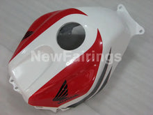 Carica l&#39;immagine nel visualizzatore di Gallery, Red and White Black Factory Style - CBR600RR 03-04 Fairing