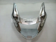Carica l&#39;immagine nel visualizzatore di Gallery, Silver and Black Flame - CBR 1100 XX 96-07 Fairing Kit -