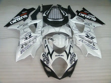 Carica l&#39;immagine nel visualizzatore di Gallery, White and Black Corona - GSX - R1000 07 - 08 Fairing Kit
