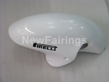 Carica l&#39;immagine nel visualizzatore di Gallery, White and Black Corona - GSX1300R Hayabusa 99-07 Fairing