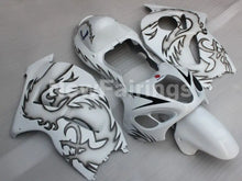 Carica l&#39;immagine nel visualizzatore di Gallery, White and Black Dragon - GSX1300R Hayabusa 99-07 Fairing