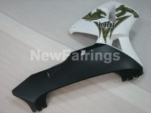 Carica l&#39;immagine nel visualizzatore di Gallery, White and Black Factory Style - CBR600RR 03-04 Fairing Kit -