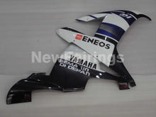Carica l&#39;immagine nel visualizzatore di Gallery, White and Blue Black ENEOS - YZF-R1 02-03 Fairing Kit