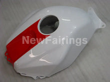 Carica l&#39;immagine nel visualizzatore di Gallery, White and Red PRAMAC - CBR600RR 03-04 Fairing Kit - Vehicles