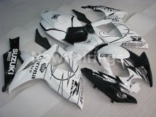 Carica l&#39;immagine nel visualizzatore di Gallery, White Black Corona - GSX-R750 06-07 Fairing Kit Vehicles &amp;