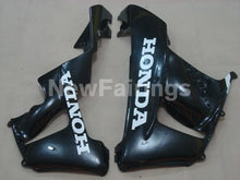 Carica l'immagine nel visualizzatore di Gallery, White and Black Factory Style - CBR 929 RR 00-01 Fairing Kit