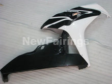 Carica l&#39;immagine nel visualizzatore di Gallery, White and Black Factory Style - CBR1000RR 06-07 Fairing Kit